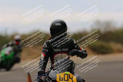 media/Sep-10-2022-SoCal Trackdays (Sat) [[a5bf35bb4a]]/Turn 2 (1pm)/